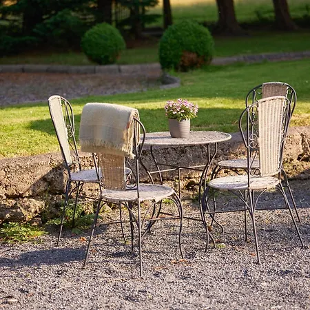 The Almanage * Clogheen